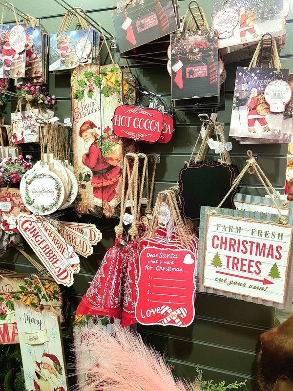 Quels sont les éléments qui rendent un panneau publicitaire attrayant ?