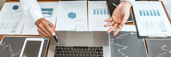 Formation commerce, négociation et vente : les débouchés qui vous attendent à la fin